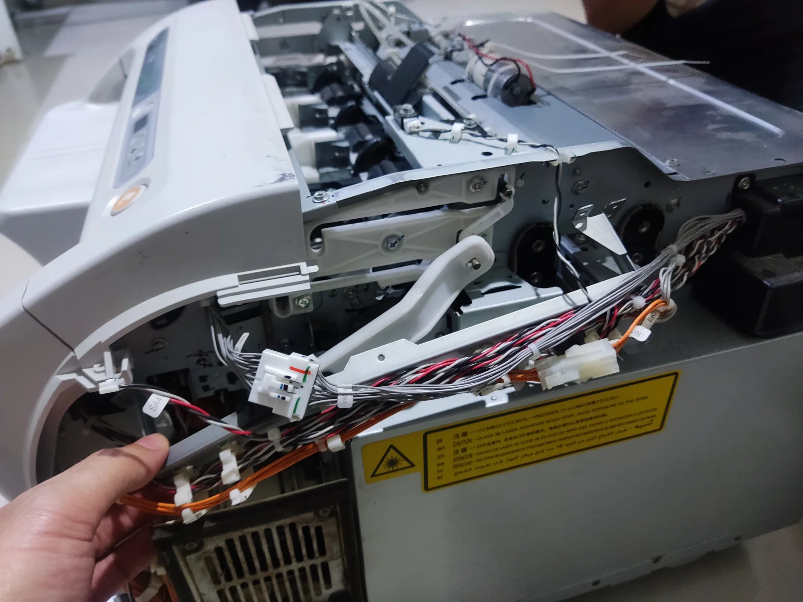 Perbaikan CR FUJI dan Upgrade SSD