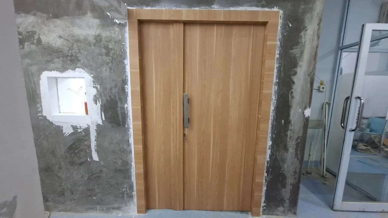 Pemasangan Pelindung Radiasi (Timbal) dan Uji Paparan