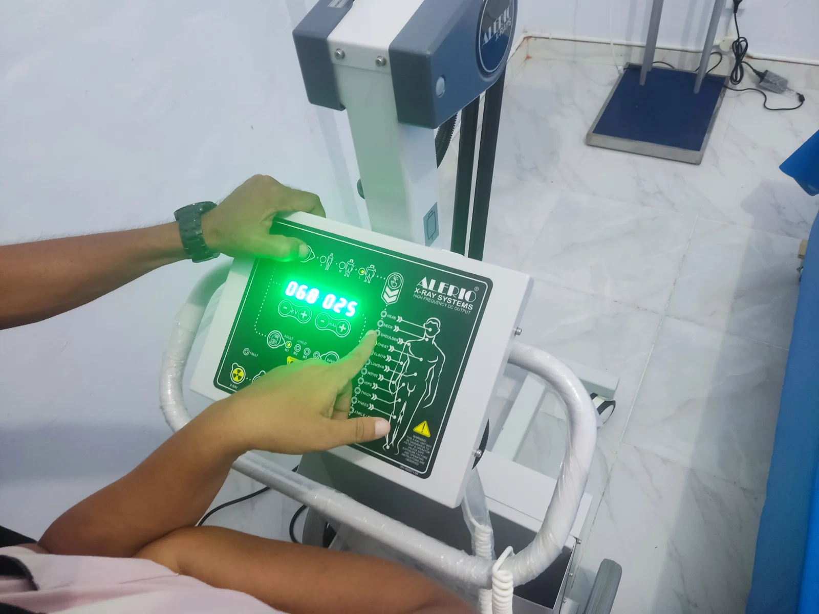 ALERIO SMART 4000 MOBILE X-RAY